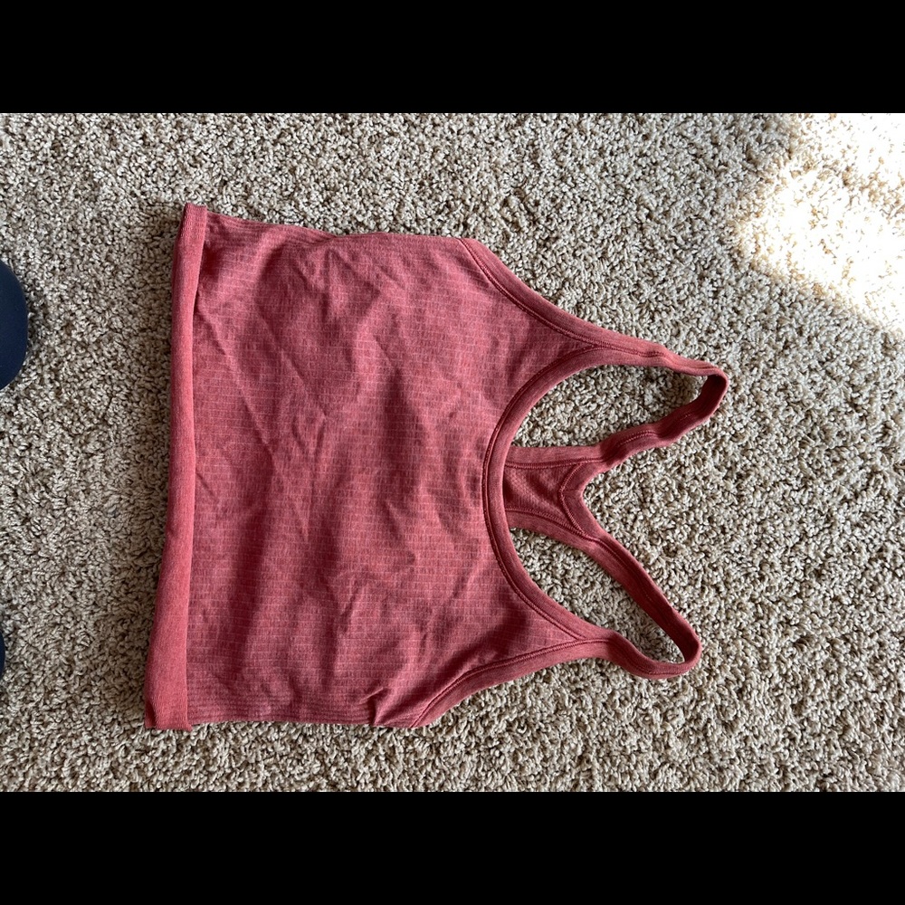 Lululemon Ebb to Street Tank cropped 4